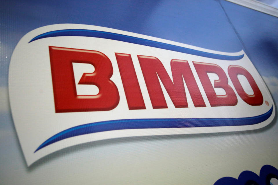 The logo of Mexican breadmaker Grupo Bimbo is pictured on a delivery truck in Monterrey, Mexico, August 8, 2018. Picture taken August 8, 2018. REUTERS/Daniel Becerril