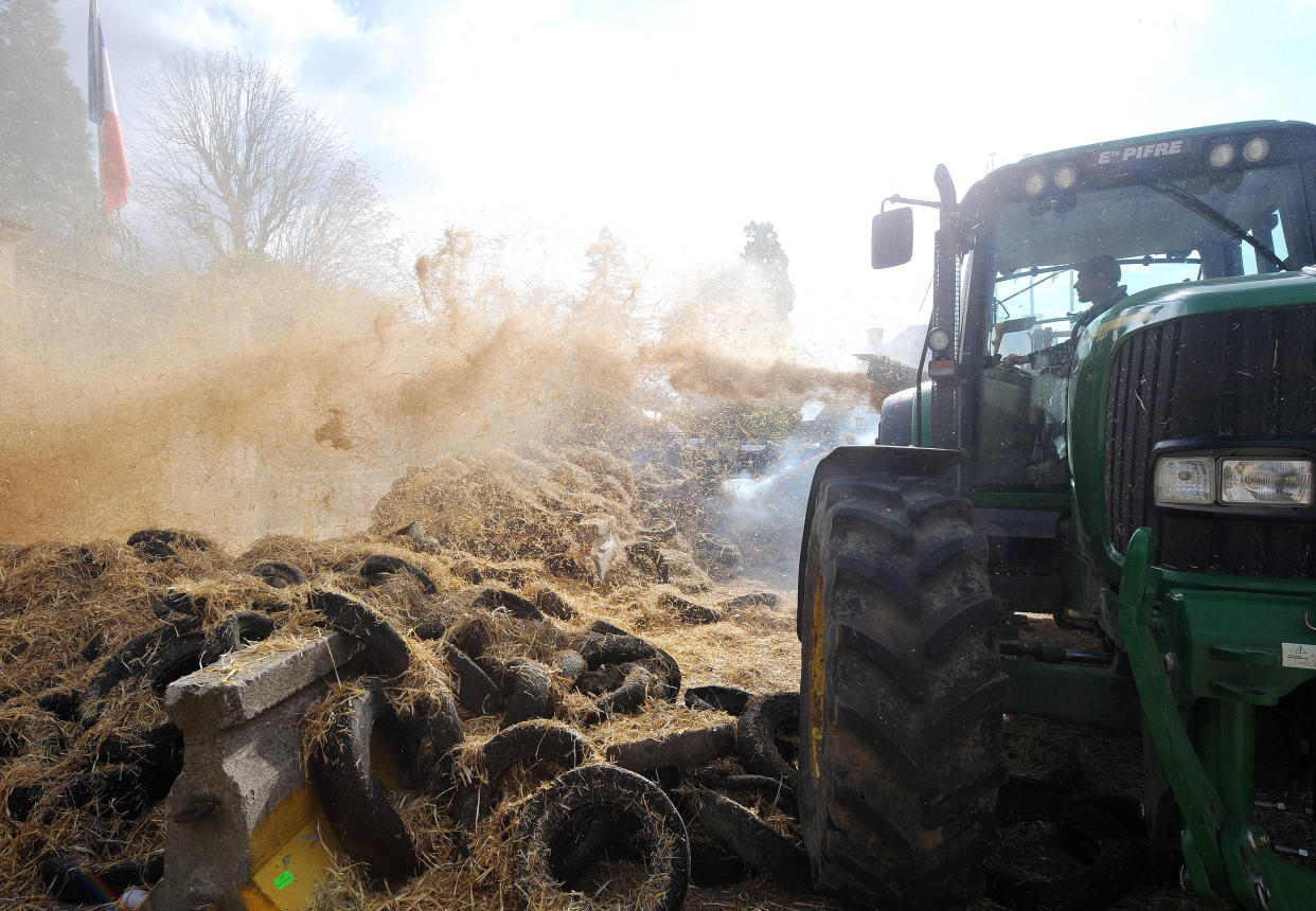 Les agriculteurs ont annoncé ce vendredi 19 janvier un blocus « illimité » de l’autoroute A64 qui relie Toulouse et Bayonne. (photo d’illustration)