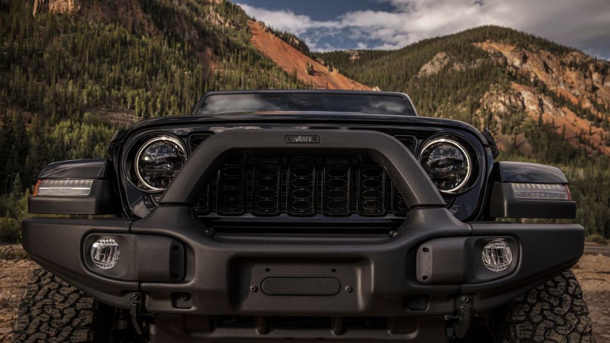 2024 jeep gladiator willys with aev upfit