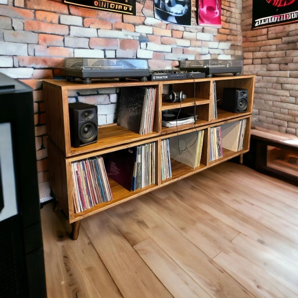 7 Best Storage Cabinets for Vinyl Records: How to Organize Your Music