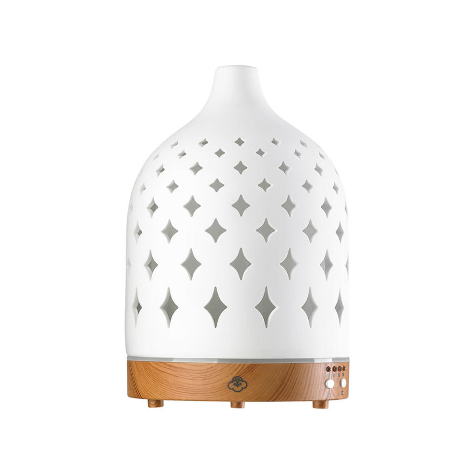 Serene House Supernova Electric Aromatherapy Diffuser. (Photo: Nordstrom)