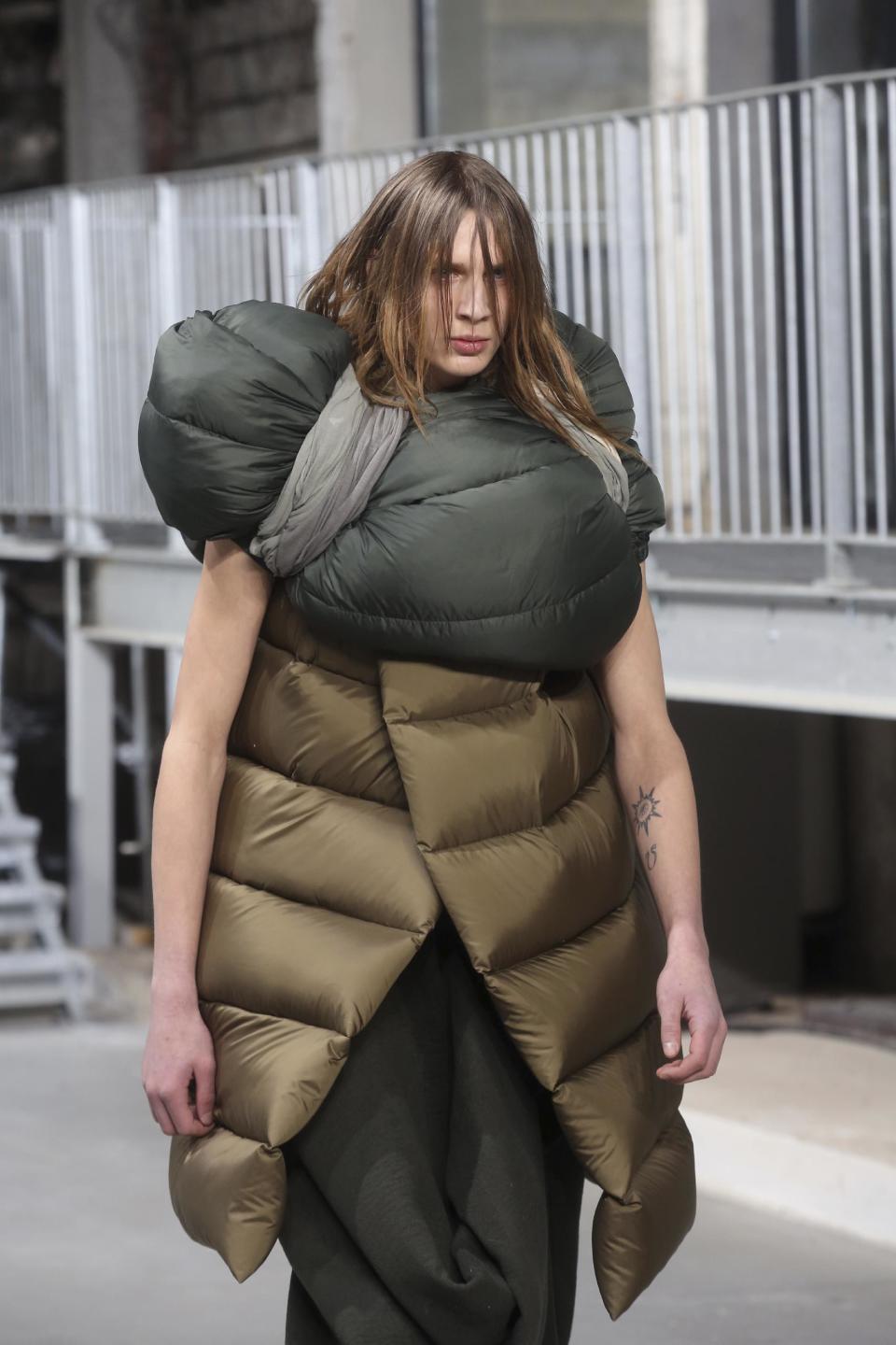 A model wears a creation as part of Rick Owens Men's Fall/Winter 2017-2018 fashion collection, presented in Paris, Thursday, Jan. 19, 2017. (AP Photo/Thibault Camus)