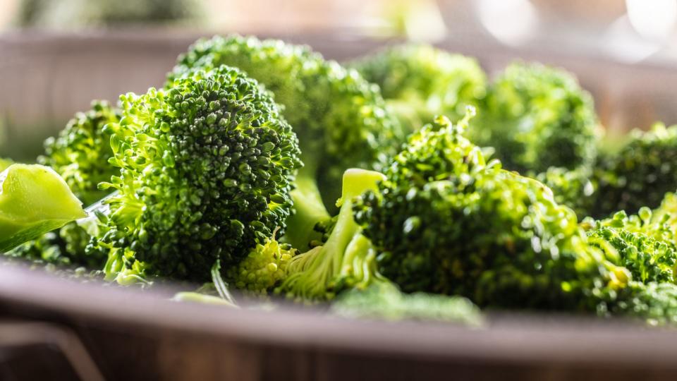 steamed broccoli