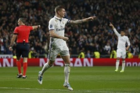 Football Soccer - Real Madrid v Napoli - UEFA Champions League Round of 16 First Leg - Estadio Santiago Bernabeu, Madrid, Spain - 15/2/17 Real Madrid's Toni Kroos celebrates scoring their second goal Reuters / Juan Medina Livepic