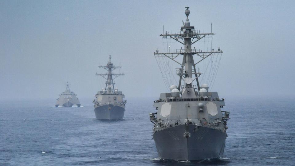 Photo credit: U.S. Navy photo by Mass Communication Specialist Seaman Olympia O. McCoy/DVIDS