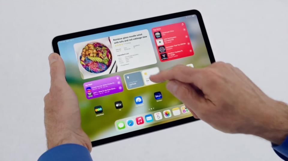 蘋果可能取消原本傳聞計畫推出的12.9吋iPad Air