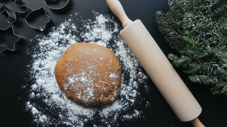 Gingerbread dough and rolling pin