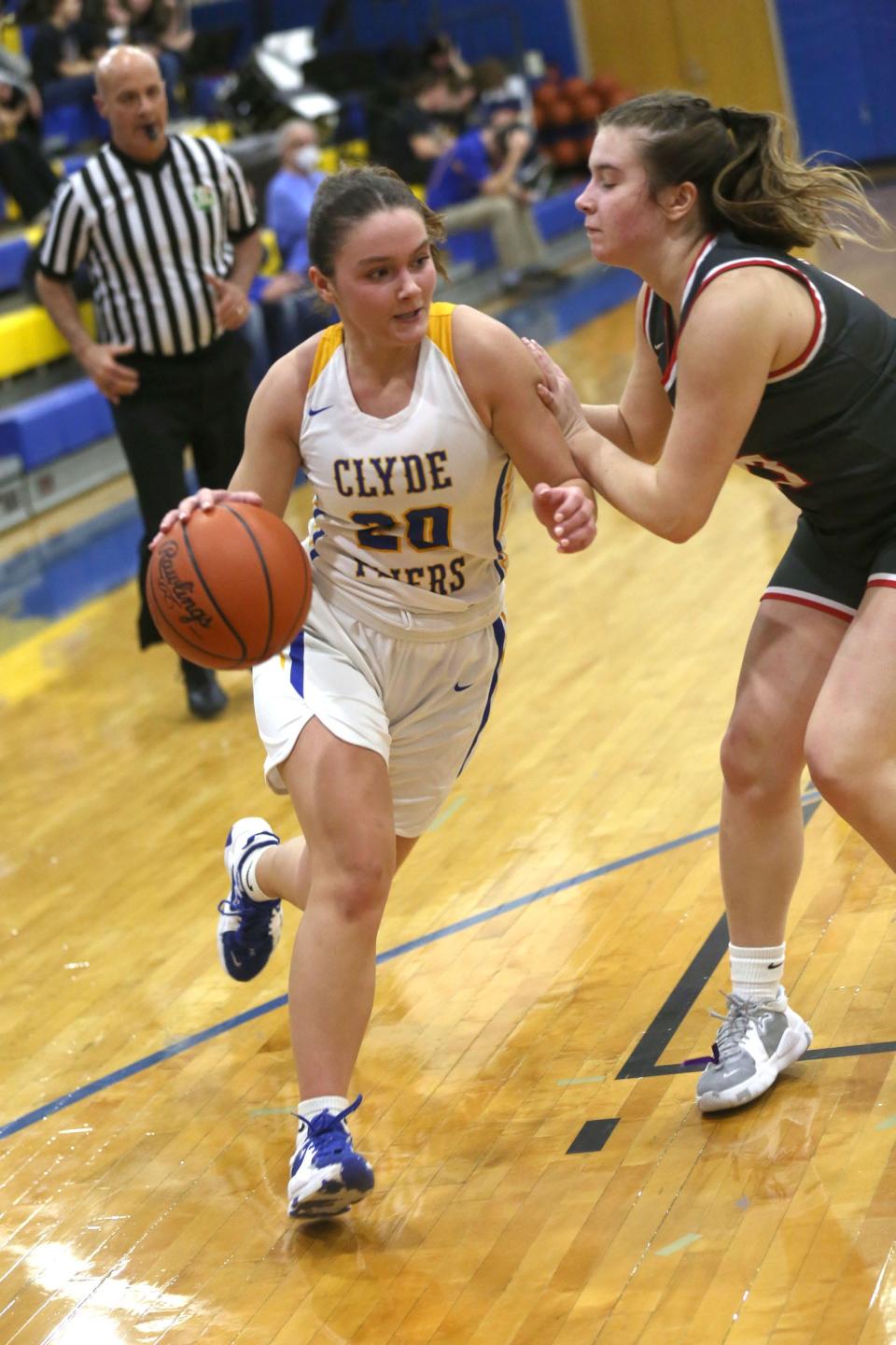 Clyde's Lexi Carlson handles the ball.