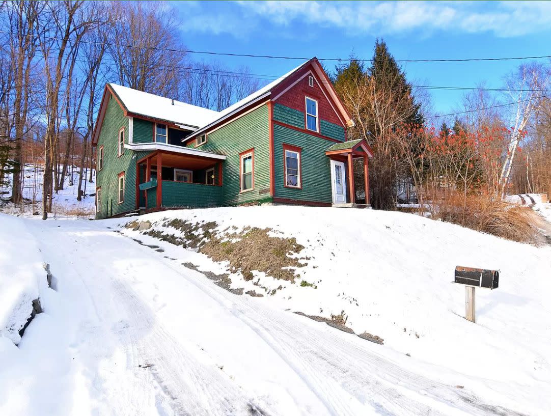 Vintage 4-Bedroom