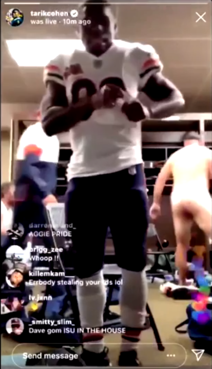 Ups! Tarik Cohen erwischte seinen Mitspieler beim Umziehen. (Bild: Instagram Tarik Cohen)