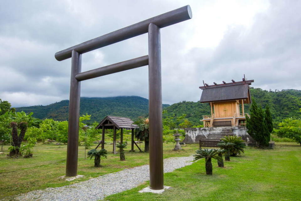 鹿野神社經過整修重建工程，再現龍田村歷史風貌，規模小巧別緻。圖/花東縱谷國家風景區