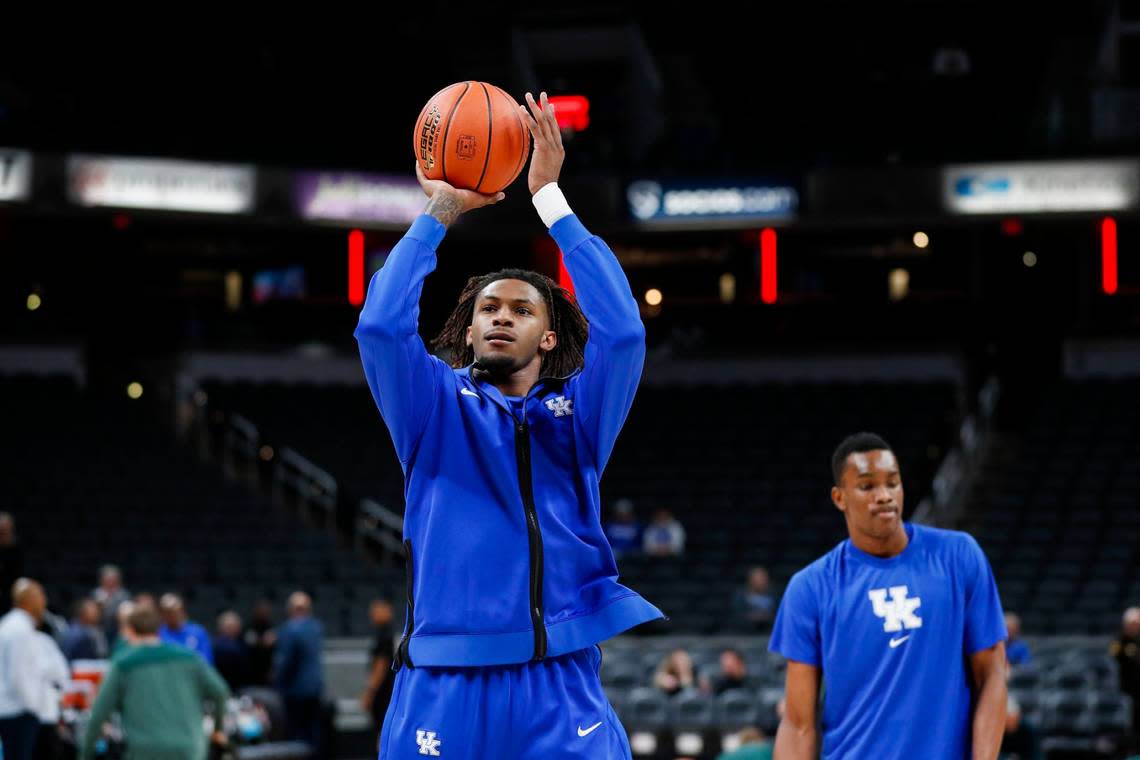 Former Kentucky forward Daimion Collins will be playing at LSU next season.