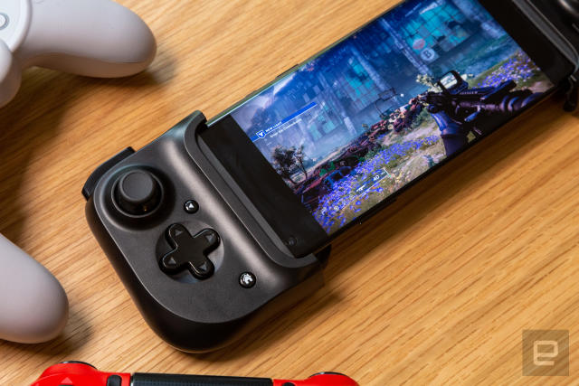 Razer's Kishi is the Switch-style phone controller I've been