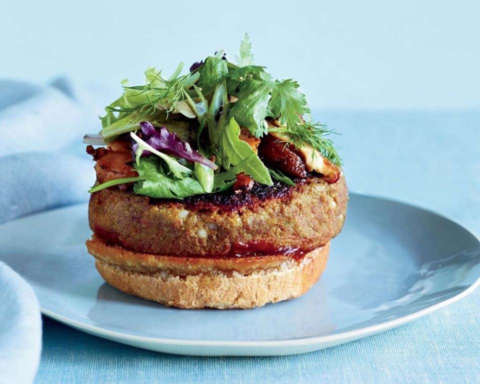 <strong>Get the <a href="http://www.huffingtonpost.com/2011/10/27/veggie-burgers-with-pomeg_n_1061058.html" target="_blank">Veggie Burgers with Pomegranate Ketchup recipe</a></strong>