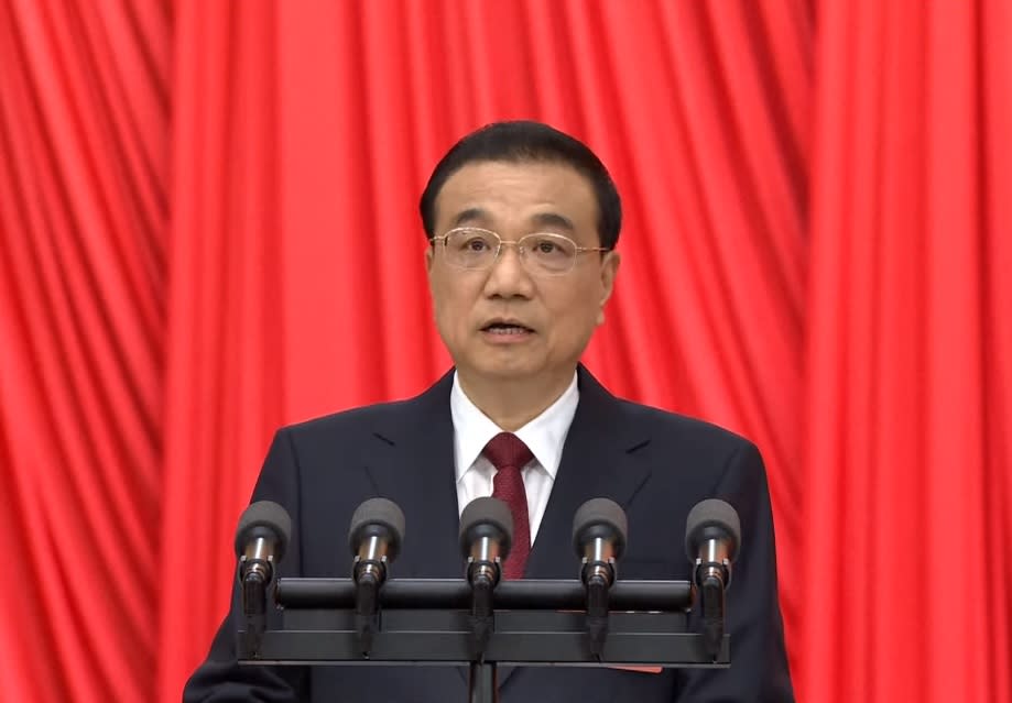 中國大陸總理李克強在人民大會堂，做最後一次工作報告。
