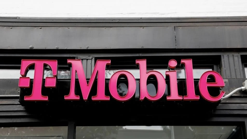  T-Mobile. 