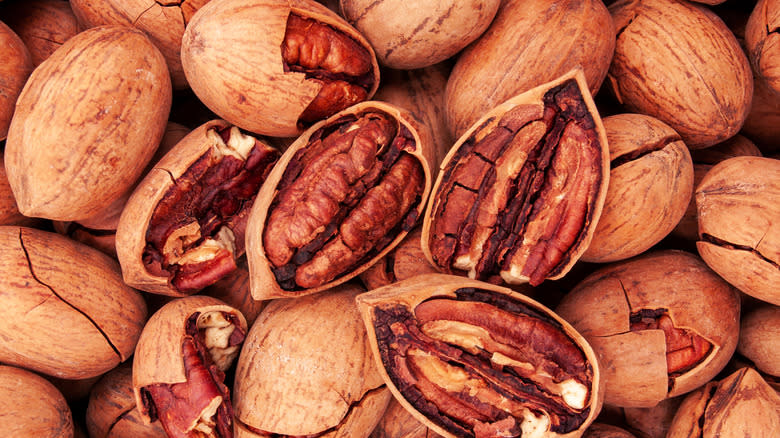 Pecans in their shells 
