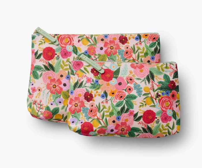 <p><a href="https://go.redirectingat.com?id=74968X1596630&url=https%3A%2F%2Friflepaperco.com%2Fgarden-party-zippered-pouch-set&sref=https%3A%2F%2Fwww.housebeautiful.com%2Fshopping%2Fg3907%2Fchristmas-gifts-for-mom%2F" rel="nofollow noopener" target="_blank" data-ylk="slk:Shop Now;elm:context_link;itc:0;sec:content-canvas" class="link ">Shop Now</a></p><p>Zippered Pouch Set</p><p>riflepaperco.com</p><p>$20.00</p>