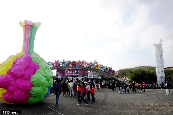 花在彰化博覽會大年初一將在溪州公園繽紛登場，舉辦為期三週的系列活動。（記者方一成攝）