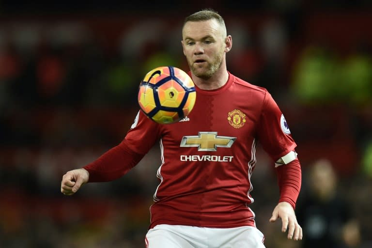 Manchester United's English striker Wayne Rooney controls the ball during the English Premier League football match against Liverpool January 15, 2017