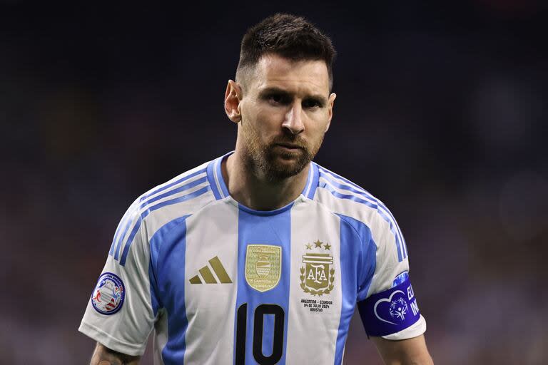 Lionel Messi será titular y capitán de la selección argentina en la final del domingo: aún no mostró su mejor versión en el torneo