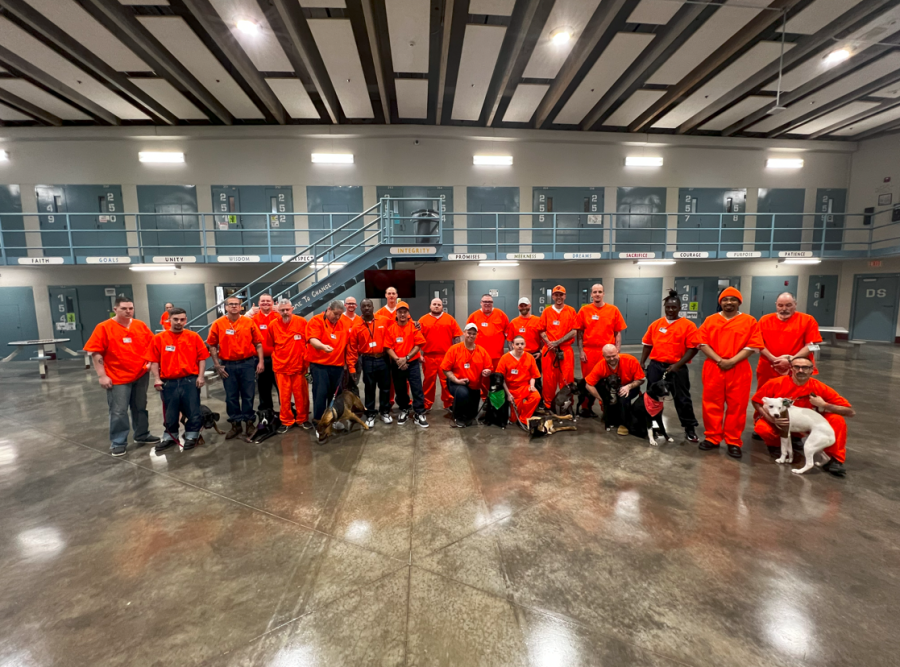 Pen Pals program at Allen Gamble Correctional Center. Image courtesy Oklahoma Department of Corrections.