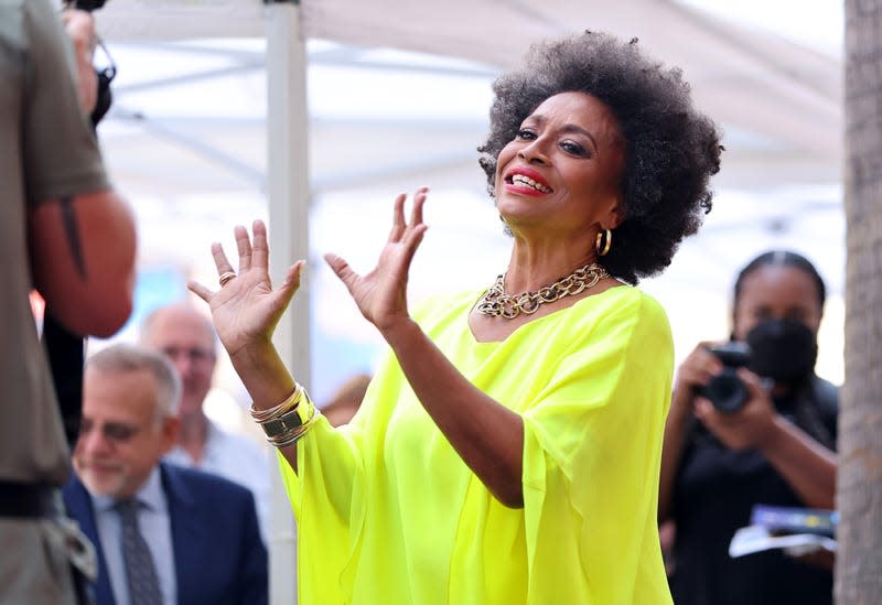 LOS ANGELES, CALIFORNIA - JULY 15: Jenifer Lewis attends her Hollywood Walk of Fame Star Ceremony at Hollywood Walk of Fame on July 15, 2022 in Los Angeles, California. - Photo: Matt Winkelmeyer (Getty Images)