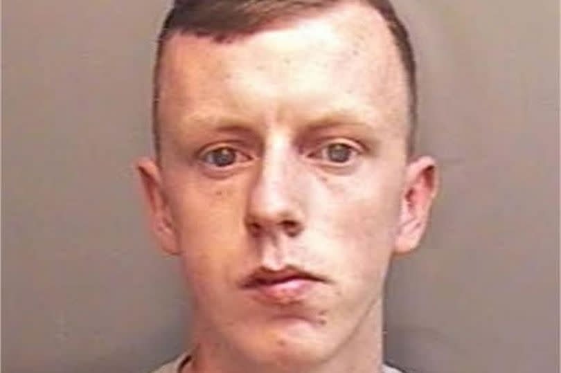 Scott Hanlon is wanted by Devon and Cornwall Police for recall to prison