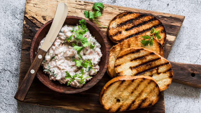 tuna and cream cheese dip with toast