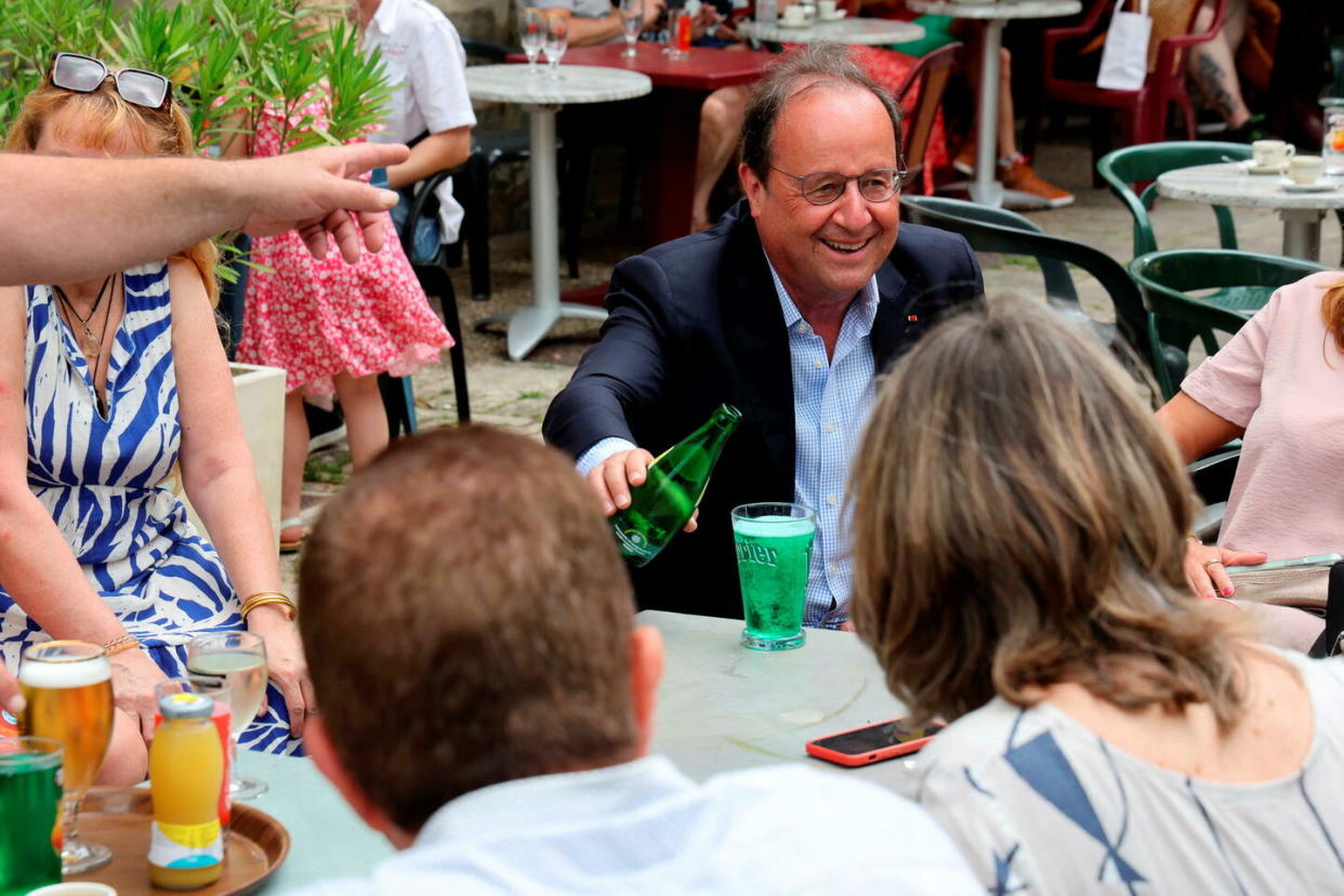 Francois Hollande, au marche de Tulle, la veille du premier tour des élections législatives, le samedi 29 juin 2024.  - Credit:Alain ROBERT/SIPA / SIPA / Alain ROBERT/SIPA
