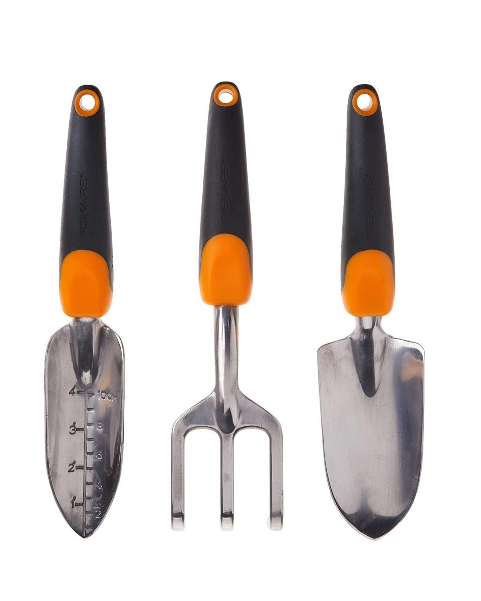 2) Fiskars Ergo Garden Tool Set