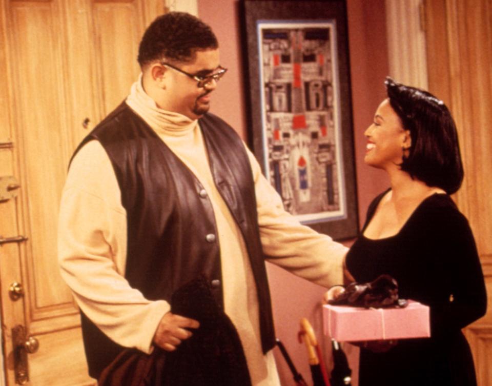 Heavy D as Darryl visiting Kim Fields on "Living Single"