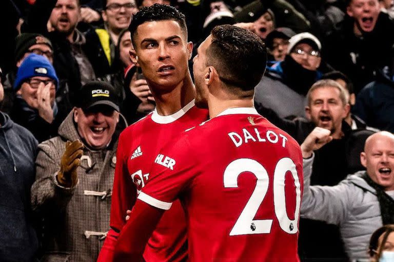 Diogo Dalot contó la particular costumbre que comparte con Cristiano Ronaldo