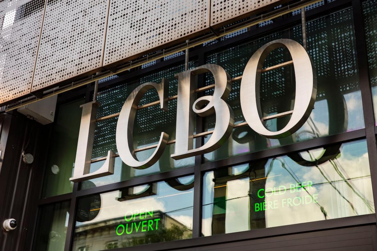 LCBO expands its activities just hours before a possible strike