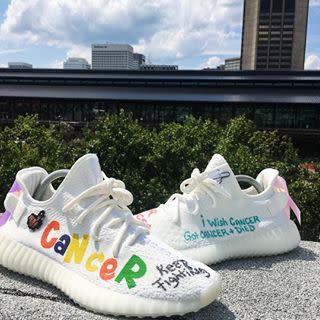 Sneakerhead Says 'F**k Cancer' With Customized Yeezys – Footwear News