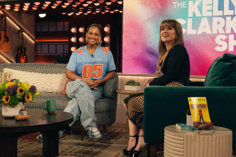 Alicia Keys, Kelly Clarkson, "The Kelly Clarkson Show" on May 31 at 30 Rockefeller Plaza in New York City, Fubu, Off-White, Gucci