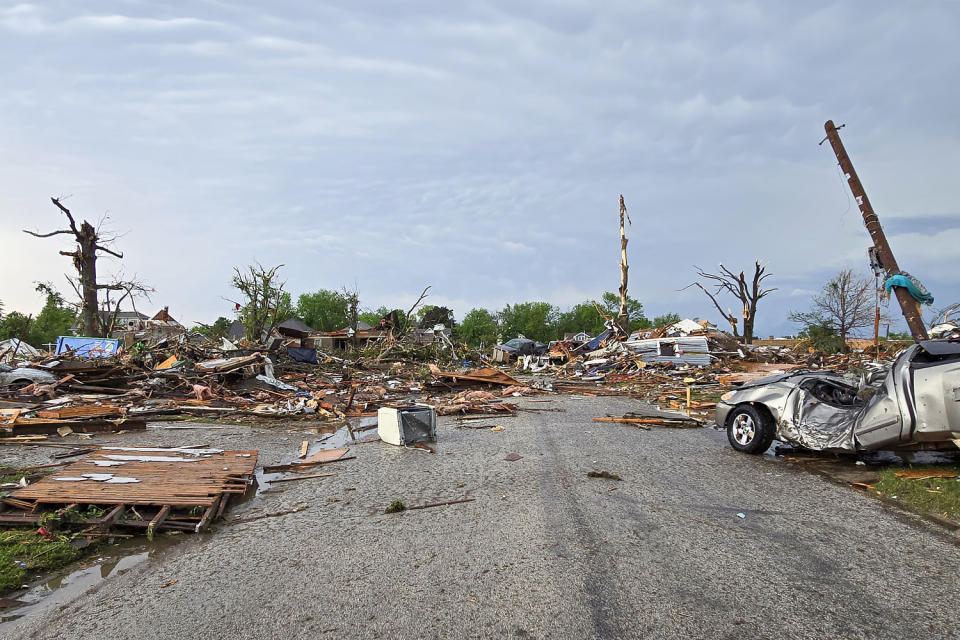 A street in the aftermath of a tornado. (Courtesy Joshua Wurman / Flexible Array of Radars and Mesonets)