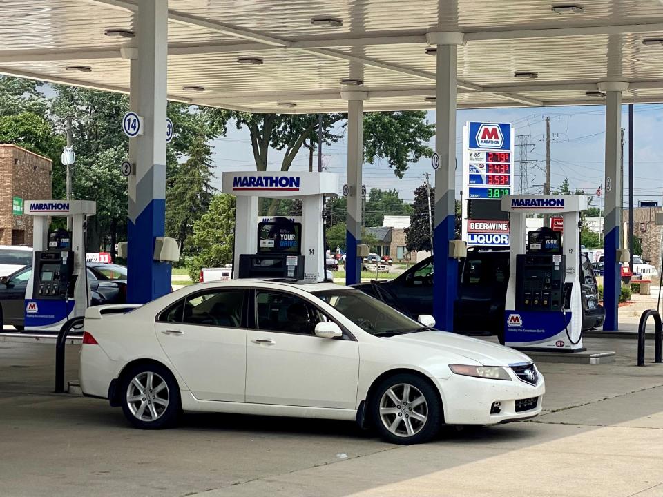 IRS announces slightly higher mileage rate for 2024 for business use. File photo: Customers pull into Shepherd's Corner in Fraser, Michigan, to fill up with gasoline.
