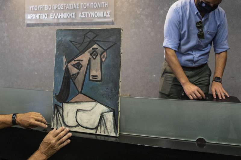 西班牙藝術大師畢卡索名畫《女人頭像》近日被希臘警方尋回（美聯社）