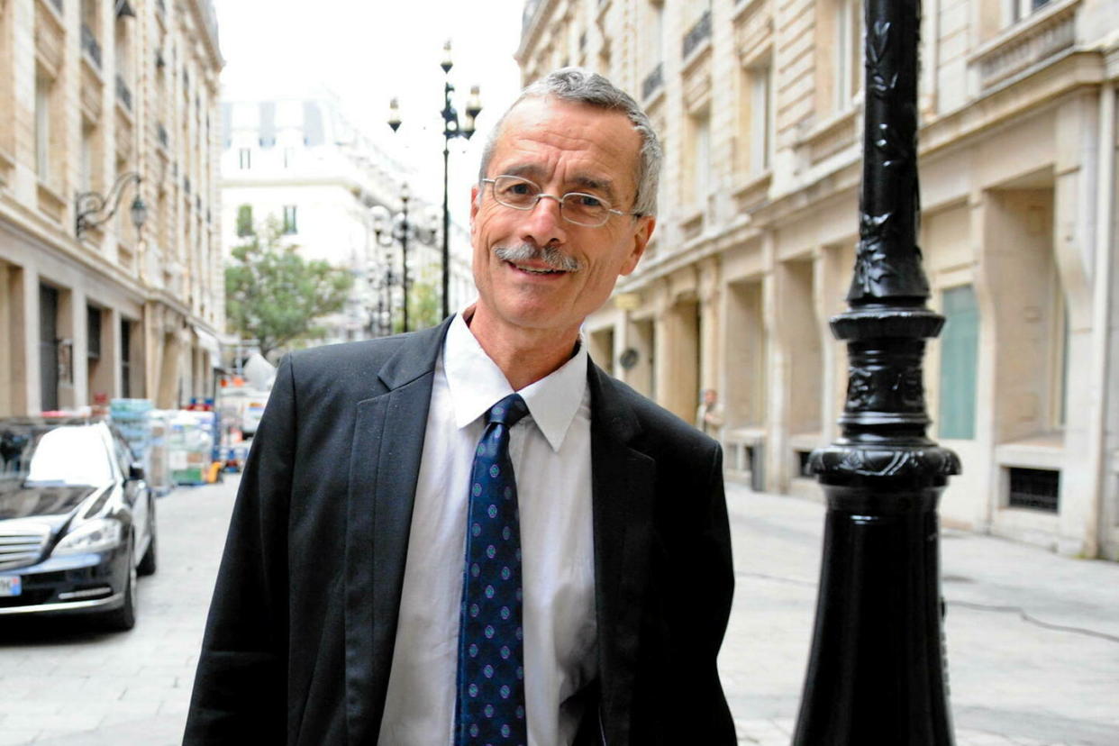 Le juge Renaud Van Ruymbeke arrivant à la section des crimes financiers du tribunal de Paris, le 5 octobre 2011, pour une audience avec le Franco-Libanais Ziad Takieddine, alors accusé de fraude et de corruption dans le volet financier de « l'affaire Karachi ».  - Credit:Mousse / Mousse/ABACA