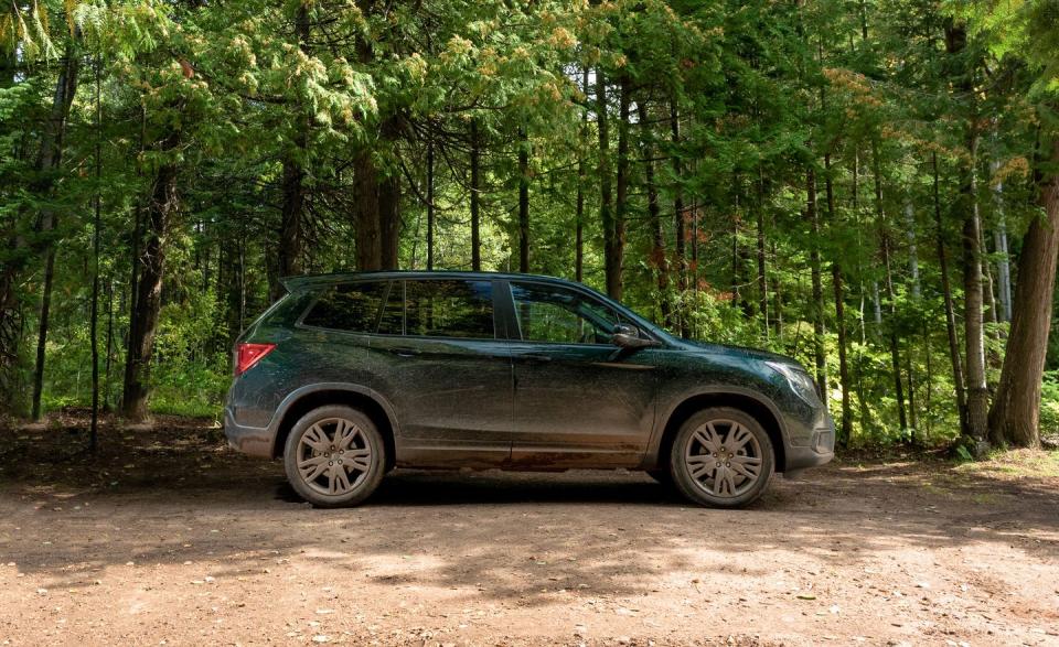 View Photos of Our Long-Term 2019 Honda Passport