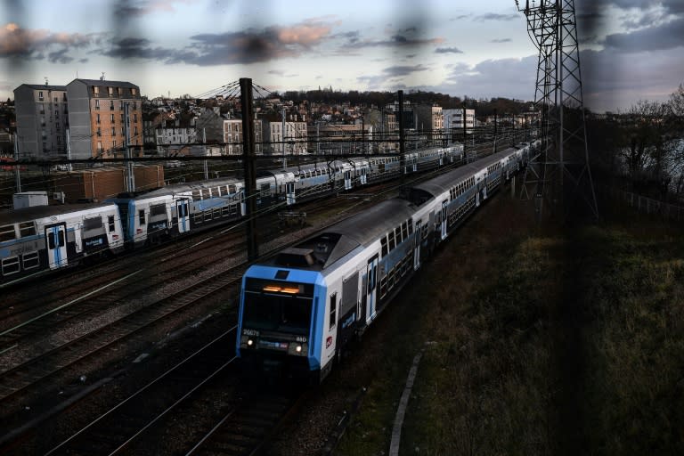 Les transports en Ile-de-France seront mis à l'épreuve pendant les Jeux olympiques et leurs organisateurs ont sonné la mobilisation générale pour éviter le chaos (Christophe ARCHAMBAULT)