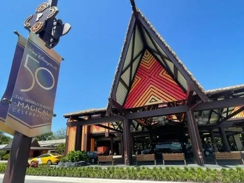 exterior shot fo the main entrance at polynesian resort at disney world