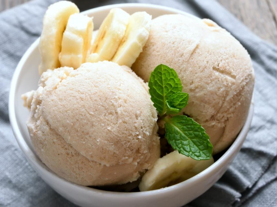 Banana ice cream