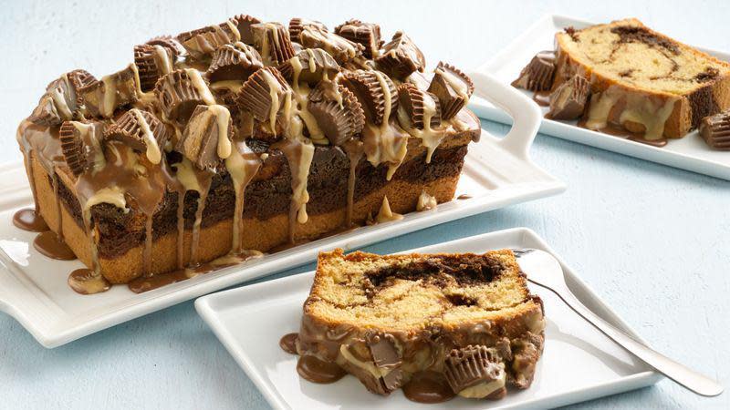 Peanut Butter Lovers Swirl Cakes