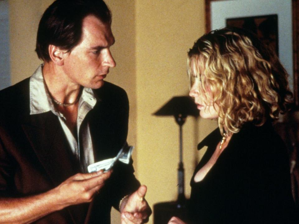 Julian Sands and Elisabeth Shue in ‘Leaving Las Vegas’ (Moviestore/Shutterstock)