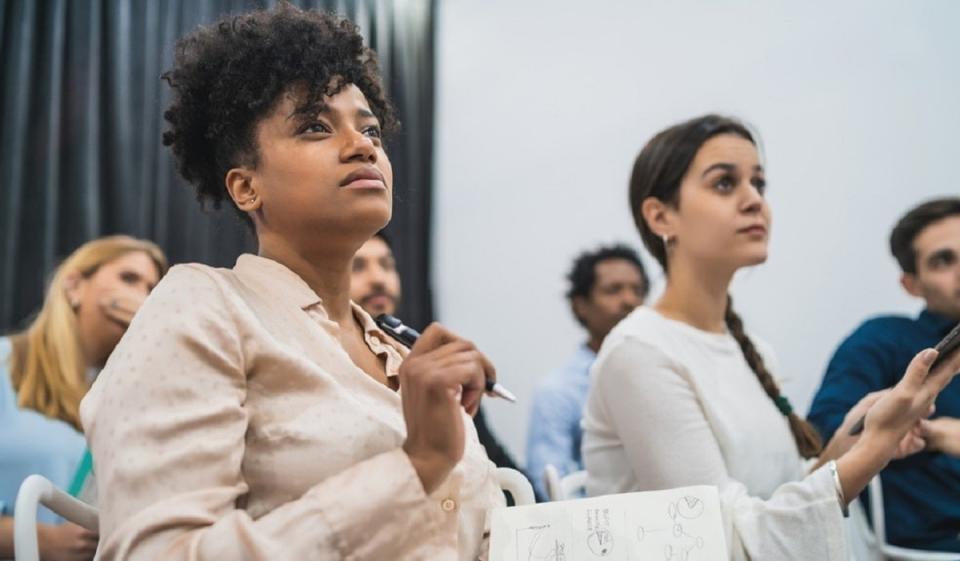 El Women Economic Forum (WEF) se realiza el el 7 y 8 de marzo. Foto: Freepik