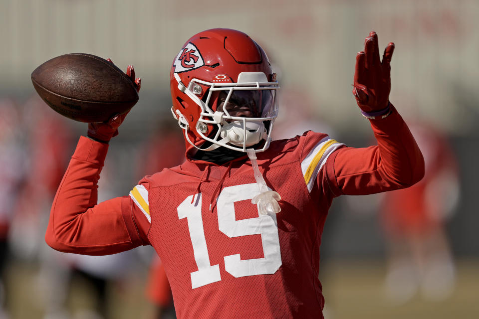 Kansas City Chiefs wide receiver Kadarius Toney passes the ball during the team's NFL football practice Friday, Feb. 2, 2024 in Kansas City, Mo. The Chiefs will play the San Francisco 49ers in Super Bowl 58. (AP Photo/Charlie Riedel)