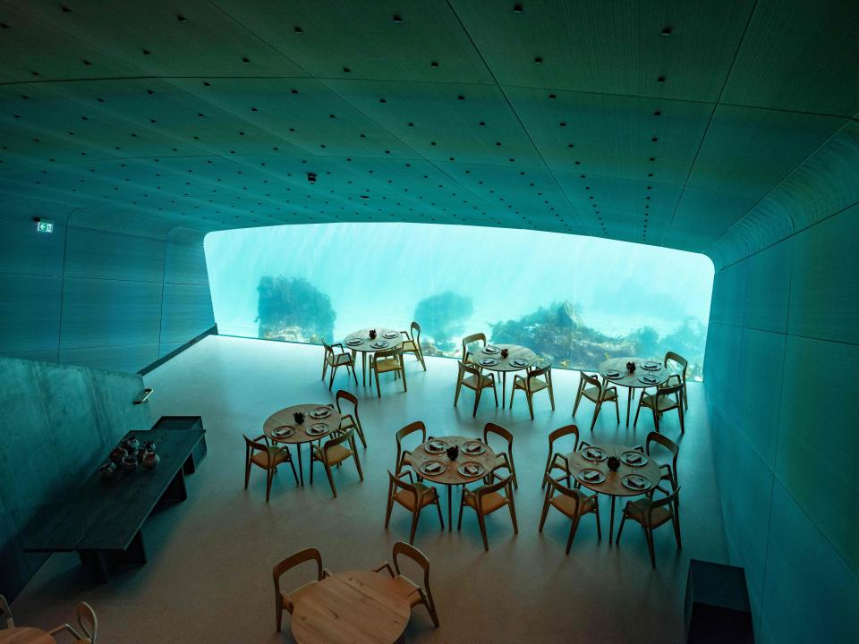 En la imagen, Under, el restaurante submarino más grande del mundo. Se encuentra en la costa sur de Noruega, en el municipio de Lindesnes. (Foto: Tor Erik Schroder / NTB Scanpix / AFP / Getty Images).