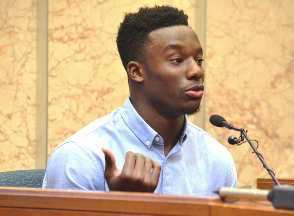 In this Monday, Sept. 9, 2019 photo, New York Giants cornerback Corey Ballentine testifies during a preliminary hearing in Shawnee County District Court in Topeka, Kan., about the fatal shooting of Dwane Simmons, his best friend and former Washburn University teammate. Alejandro Mendez, 18, of Topeka, is charged with first-degree murder and 11 other counts in the shooting(Phil Anderson/The Topeka Capital-Journal via AP)